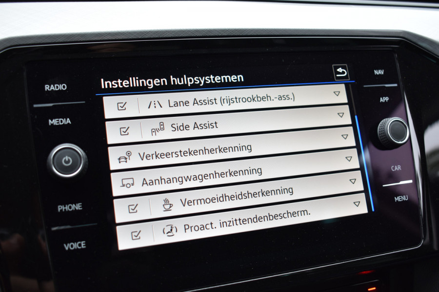 Volkswagen Passat Variant 1.4 TSI PHEV GTE Business TREKHAAK/CAMERA/IQ-LIGHT Volkswagen Passat Variant 1.4 TSI PHEV GTE Business TREKHAAK/CAMERA/IQ-LIGHT