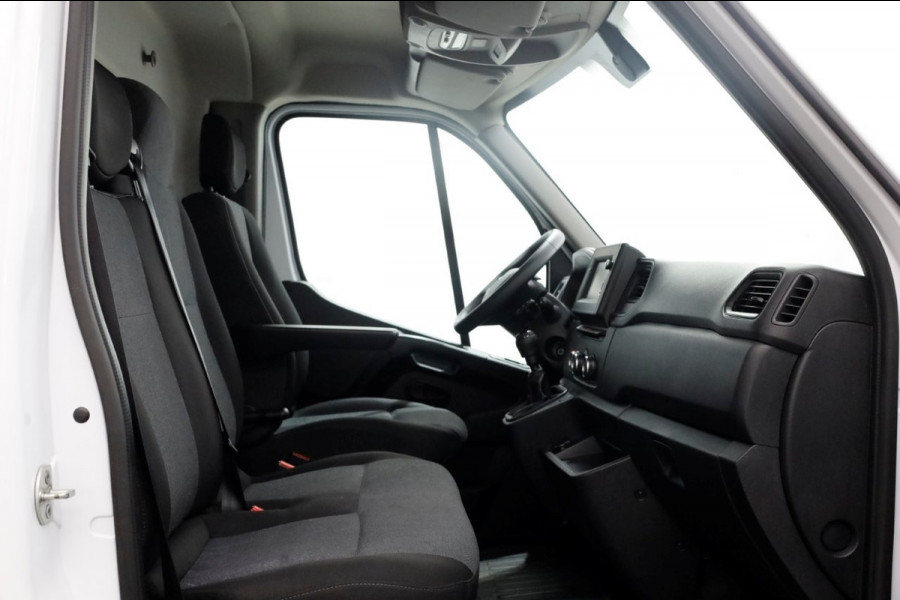 Renault Master T35 2.3 dCi 145pk Bakwagen met achterdeuren en zijdeur 09-2022