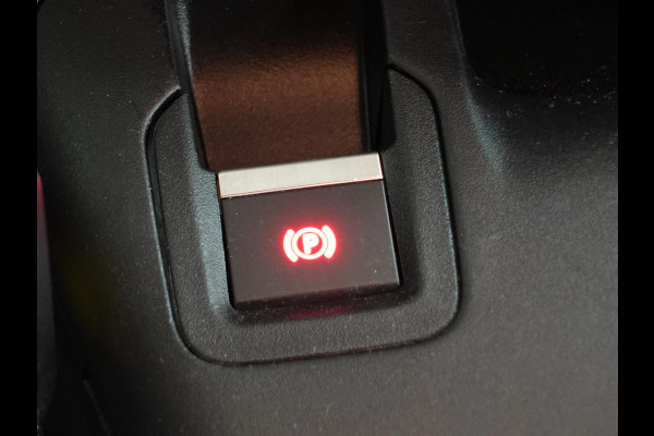 Citroën Berlingo 1.5 BlueHDi 130PK L2 3-zits Automaat Airco Bluetooth PDC achter Trekhaak