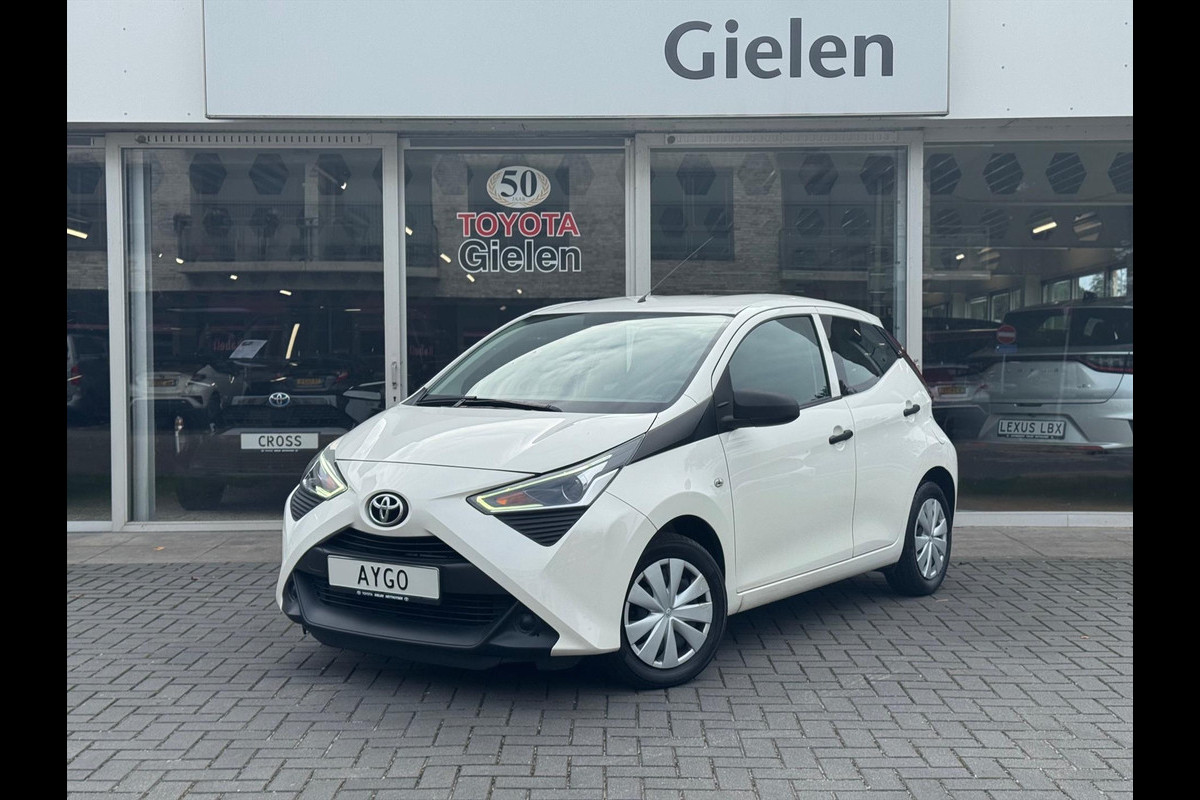 Toyota Aygo 1.0 VVT-i 72pk | Eerste eigenaar, 5 deurs, Stuurwielbedining, Snelheidsbegrenzer, Centrale deurvergrendeling met afstandsbedieni Toyota Aygo 1.0 VVT-i 72pk | Eerste eigenaar, 5 deurs, Stuurwielbedining, Snelheidsbegrenzer, Centrale deurvergrendeling met afstandsbedieni