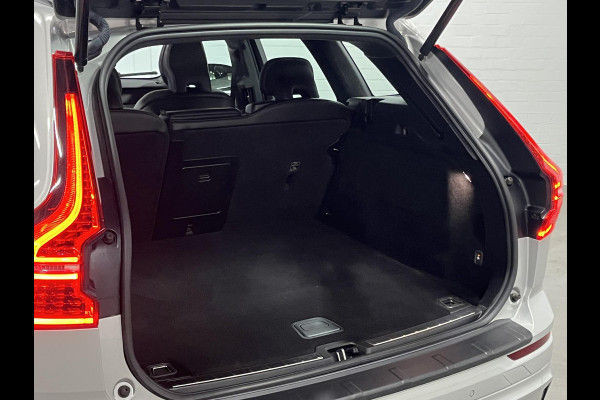 Volvo XC60 2.0 T6 Plug-in hybrid AWD R-Design Trekhaak | Long Range | Open dak | Adapt. cruise | 360 | Head-up | Stuur-/Stoelverwarming | Volvo XC60 2.0 T6 Plug-in hybrid AWD R-Design Trekhaak | Long Range | Open dak | Adapt. cruise | 360 | Head-up | Stuur-/Stoelverwarming |