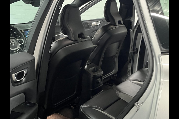 Volvo XC60 2.0 T6 Plug-in hybrid AWD R-Design Trekhaak | Long Range | Open dak | Adapt. cruise | 360 | Head-up | Stuur-/Stoelverwarming | Volvo XC60 2.0 T6 Plug-in hybrid AWD R-Design Trekhaak | Long Range | Open dak | Adapt. cruise | 360 | Head-up | Stuur-/Stoelverwarming |