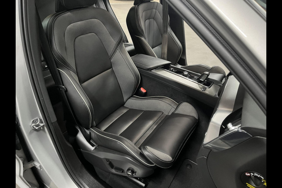 Volvo XC60 2.0 T6 Plug-in hybrid AWD R-Design Trekhaak | Long Range | Open dak | Adapt. cruise | 360 | Head-up | Stuur-/Stoelverwarming | Volvo XC60 2.0 T6 Plug-in hybrid AWD R-Design Trekhaak | Long Range | Open dak | Adapt. cruise | 360 | Head-up | Stuur-/Stoelverwarming |