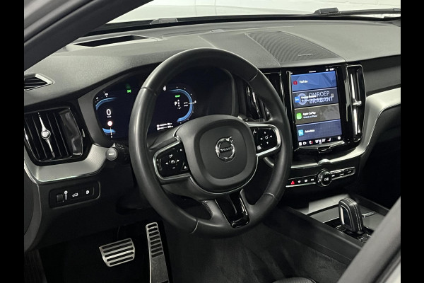 Volvo XC60 2.0 T6 Plug-in hybrid AWD R-Design Trekhaak | Long Range | Open dak | Adapt. cruise | 360 | Head-up | Stuur-/Stoelverwarming | Volvo XC60 2.0 T6 Plug-in hybrid AWD R-Design Trekhaak | Long Range | Open dak | Adapt. cruise | 360 | Head-up | Stuur-/Stoelverwarming |