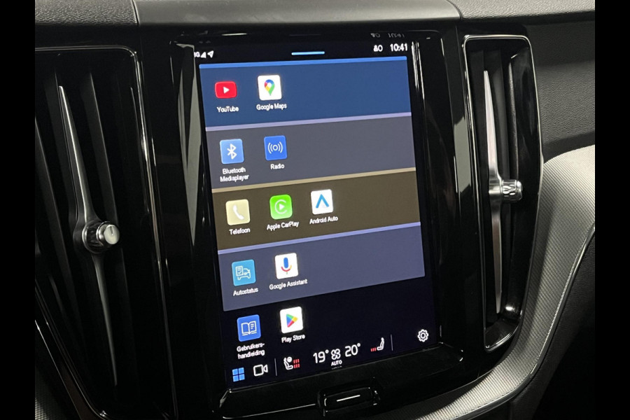 Volvo XC60 2.0 T6 Plug-in hybrid AWD R-Design Trekhaak | Long Range | Open dak | Adapt. cruise | 360 | Head-up | Stuur-/Stoelverwarming | Volvo XC60 2.0 T6 Plug-in hybrid AWD R-Design Trekhaak | Long Range | Open dak | Adapt. cruise | 360 | Head-up | Stuur-/Stoelverwarming |