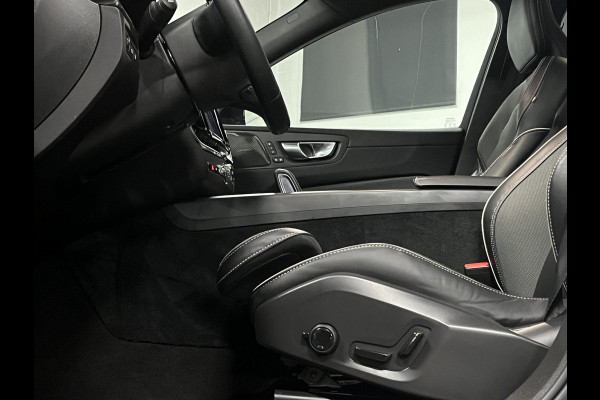 Volvo XC60 2.0 T6 Plug-in hybrid AWD R-Design Trekhaak | Long Range | Open dak | Adapt. cruise | 360 | Head-up | Stuur-/Stoelverwarming | Volvo XC60 2.0 T6 Plug-in hybrid AWD R-Design Trekhaak | Long Range | Open dak | Adapt. cruise | 360 | Head-up | Stuur-/Stoelverwarming |