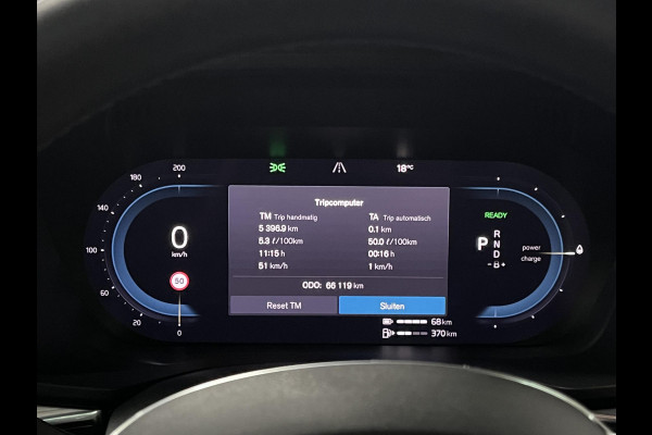 Volvo XC60 2.0 T6 Plug-in hybrid AWD R-Design Trekhaak | Long Range | Open dak | Adapt. cruise | 360 | Head-up | Stuur-/Stoelverwarming | Volvo XC60 2.0 T6 Plug-in hybrid AWD R-Design Trekhaak | Long Range | Open dak | Adapt. cruise | 360 | Head-up | Stuur-/Stoelverwarming |