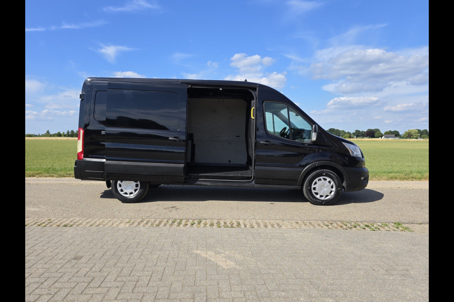 Ford Transit 330 2.0 TDCI L3 H2 Trend - 130 Pk - Euro 6 - AUTOMAAT - Navi - Parkeercamera