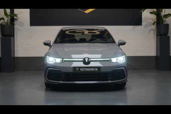 Volkswagen Golf VIII 1.5 eTSI R-Line AUTOMAAT-ACC-AMBIANCE-CAMERA-HARMAN KARDON-IQ LIGHT-KEYLESS-STOELVERWARMING