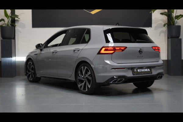 Volkswagen Golf VIII 1.5 eTSI R-Line AUTOMAAT-ACC-AMBIANCE-CAMERA-HARMAN KARDON-IQ LIGHT-KEYLESS-STOELVERWARMING