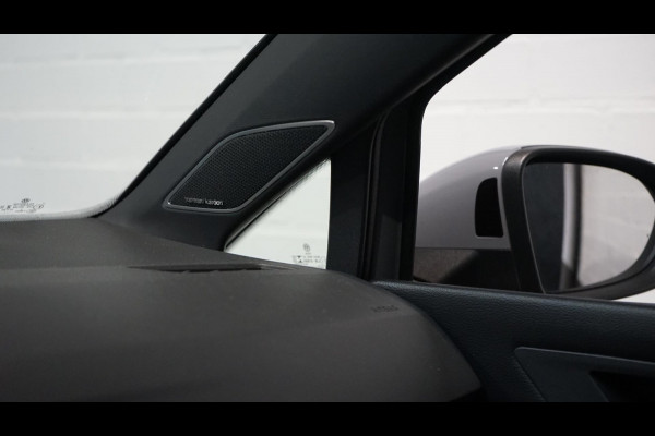 Volkswagen Golf VIII 1.5 eTSI R-Line AUTOMAAT-ACC-AMBIANCE-CAMERA-HARMAN KARDON-IQ LIGHT-KEYLESS-STOELVERWARMING