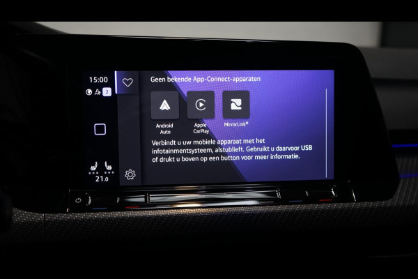 Volkswagen Golf VIII 1.5 eTSI R-Line AUTOMAAT-ACC-AMBIANCE-CAMERA-HARMAN KARDON-IQ LIGHT-KEYLESS-STOELVERWARMING