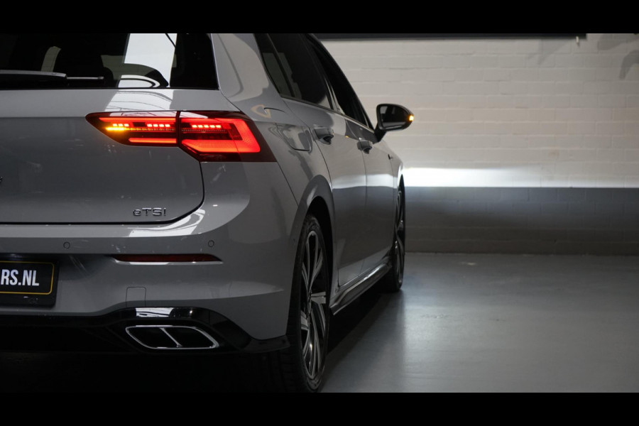 Volkswagen Golf VIII 1.5 eTSI R-Line AUTOMAAT-ACC-AMBIANCE-CAMERA-HARMAN KARDON-IQ LIGHT-KEYLESS-STOELVERWARMING