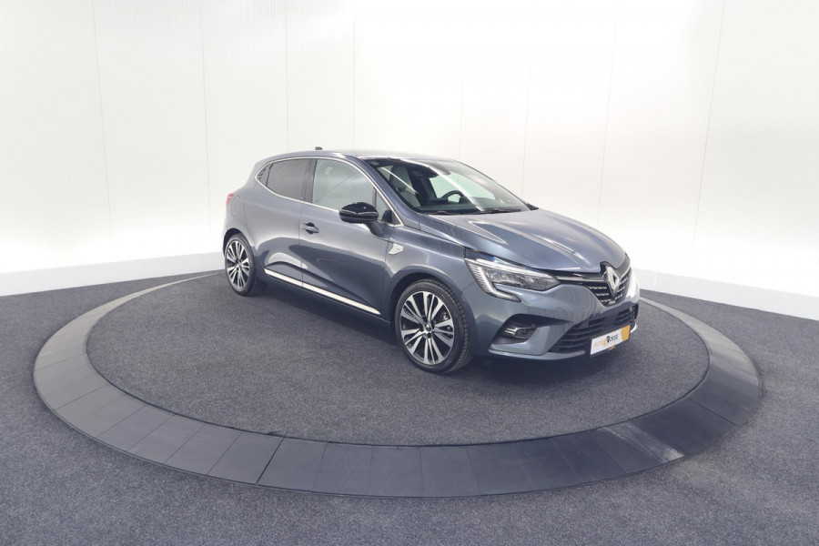Renault Clio 1.6 E-Tech Hybrid 140 Initiale Paris | Trekhaak | Rondom Camerazicht | Adaptieve Cruise Control | Stoelverwarming