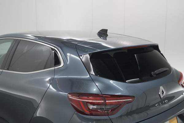 Renault Clio 1.6 E-Tech Hybrid 140 Initiale Paris | Trekhaak | Rondom Camerazicht | Adaptieve Cruise Control | Stoelverwarming