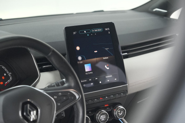 Renault Clio 1.6 E-Tech Hybrid 140 Initiale Paris | Trekhaak | Rondom Camerazicht | Adaptieve Cruise Control | Stoelverwarming