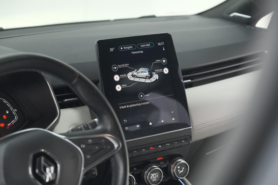 Renault Clio 1.6 E-Tech Hybrid 140 Initiale Paris | Trekhaak | Rondom Camerazicht | Adaptieve Cruise Control | Stoelverwarming