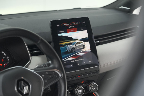 Renault Clio 1.6 E-Tech Hybrid 140 Initiale Paris | Trekhaak | Rondom Camerazicht | Adaptieve Cruise Control | Stoelverwarming