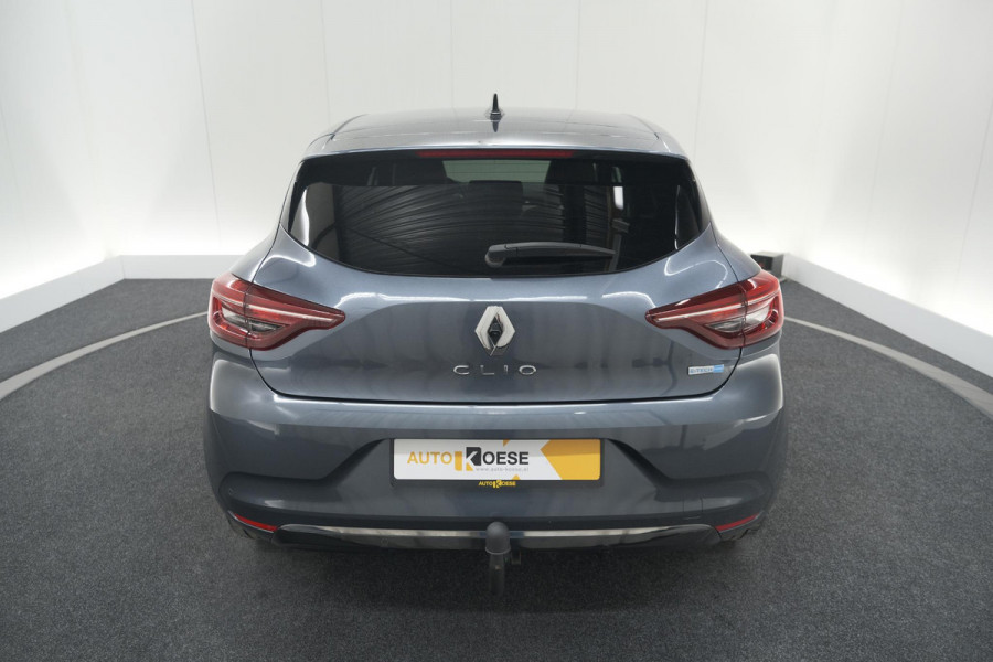 Renault Clio 1.6 E-Tech Hybrid 140 Initiale Paris | Trekhaak | Rondom Camerazicht | Adaptieve Cruise Control | Stoelverwarming