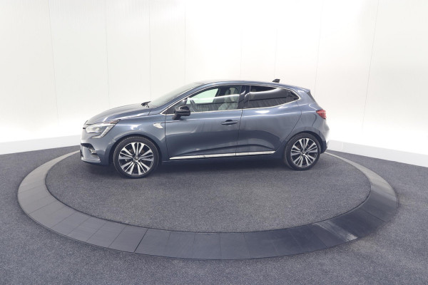 Renault Clio 1.6 E-Tech Hybrid 140 Initiale Paris | Trekhaak | Rondom Camerazicht | Adaptieve Cruise Control | Stoelverwarming