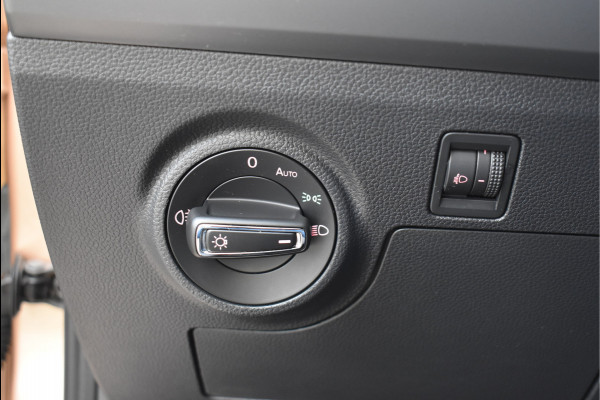Seat Ibiza 1.0 MPI 75 Pk Reference Stoelverwarming Airco PDC Seat Ibiza 1.0 MPI 75 Pk Reference Stoelverwarming Airco PDC