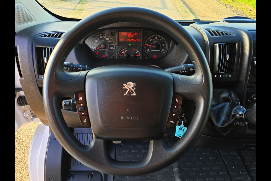 Peugeot Boxer 335 2.2 BlueHDi L2 H2 - Euro 6 - 140 Pk - ParkeerCamera - Airco - Cruise Control