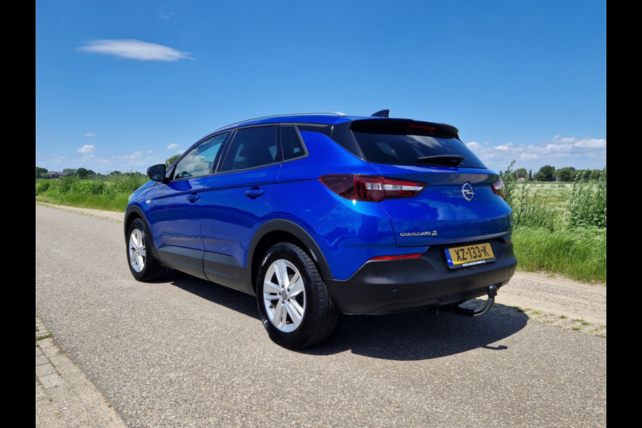 Opel Grandland X 1.2 Turbo - 130 Pk - Euro 6 - Navi - Climate Control Opel Grandland X 1.2 Turbo - 130 Pk - Euro 6 - Navi - Climate Control