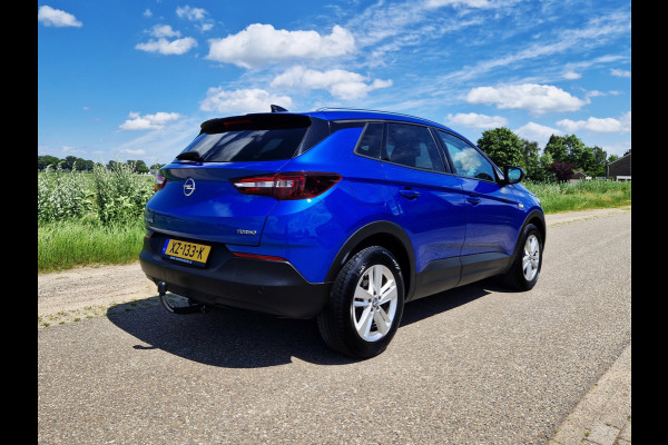 Opel Grandland X 1.2 Turbo - 130 Pk - Euro 6 - Navi - Climate Control Opel Grandland X 1.2 Turbo - 130 Pk - Euro 6 - Navi - Climate Control