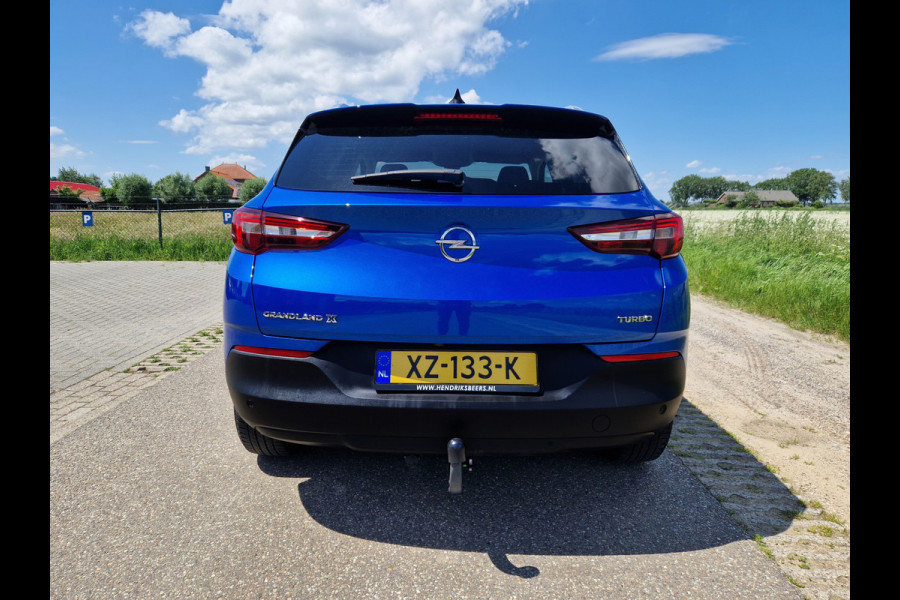 Opel Grandland X 1.2 Turbo - 130 Pk - Euro 6 - Navi - Climate Control Opel Grandland X 1.2 Turbo - 130 Pk - Euro 6 - Navi - Climate Control