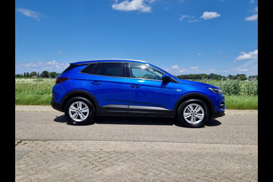 Opel Grandland X 1.2 Turbo - 130 Pk - Euro 6 - Navi - Climate Control Opel Grandland X 1.2 Turbo - 130 Pk - Euro 6 - Navi - Climate Control