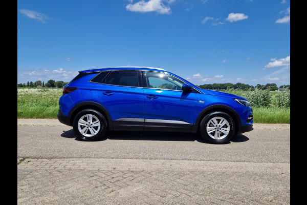 Opel Grandland X 1.2 Turbo - 130 Pk - Euro 6 - Navi - Climate Control Opel Grandland X 1.2 Turbo - 130 Pk - Euro 6 - Navi - Climate Control