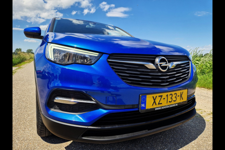 Opel Grandland X 1.2 Turbo - 130 Pk - Euro 6 - Navi - Climate Control Opel Grandland X 1.2 Turbo - 130 Pk - Euro 6 - Navi - Climate Control