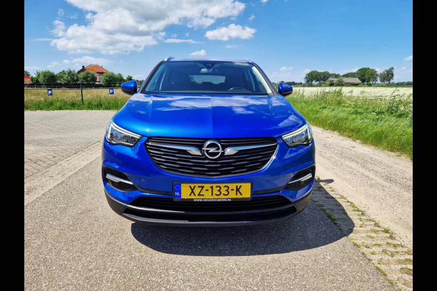 Opel Grandland X 1.2 Turbo - 130 Pk - Euro 6 - Navi - Climate Control Opel Grandland X 1.2 Turbo - 130 Pk - Euro 6 - Navi - Climate Control