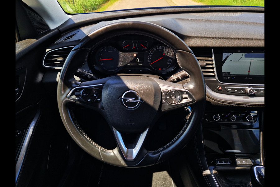 Opel Grandland X 1.2 Turbo - 130 Pk - Euro 6 - Navi - Climate Control Opel Grandland X 1.2 Turbo - 130 Pk - Euro 6 - Navi - Climate Control