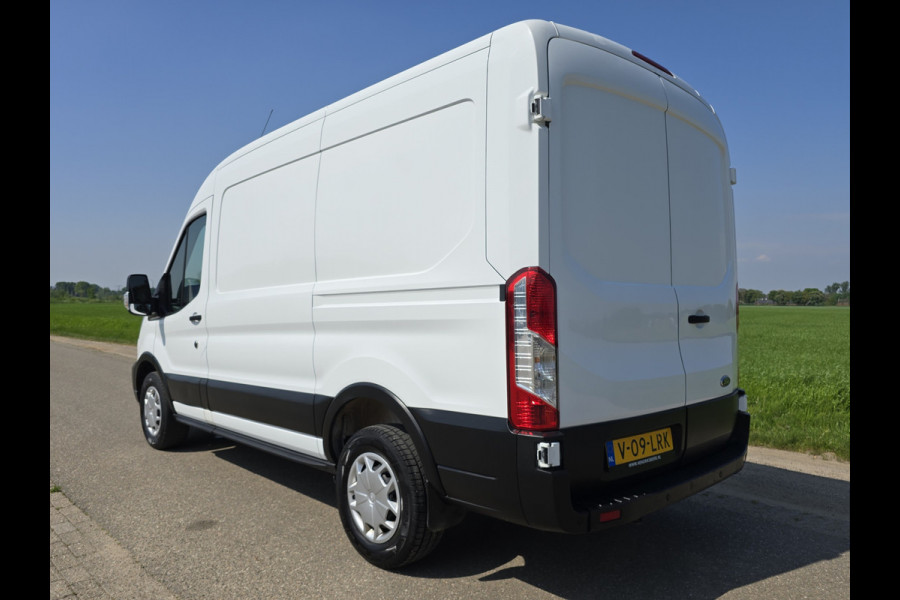 Ford Transit 350 2.0 TDCI L2 H2 - 130 Pk - Euro 6 - Airco - Cruise Control Ford Transit 350 2.0 TDCI L2 H2 - 130 Pk - Euro 6 - Airco - Cruise Control