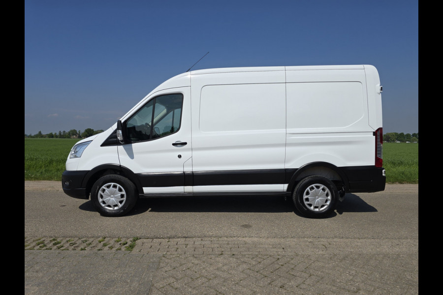 Ford Transit 350 2.0 TDCI L2 H2 - 130 Pk - Euro 6 - Airco - Cruise Control Ford Transit 350 2.0 TDCI L2 H2 - 130 Pk - Euro 6 - Airco - Cruise Control