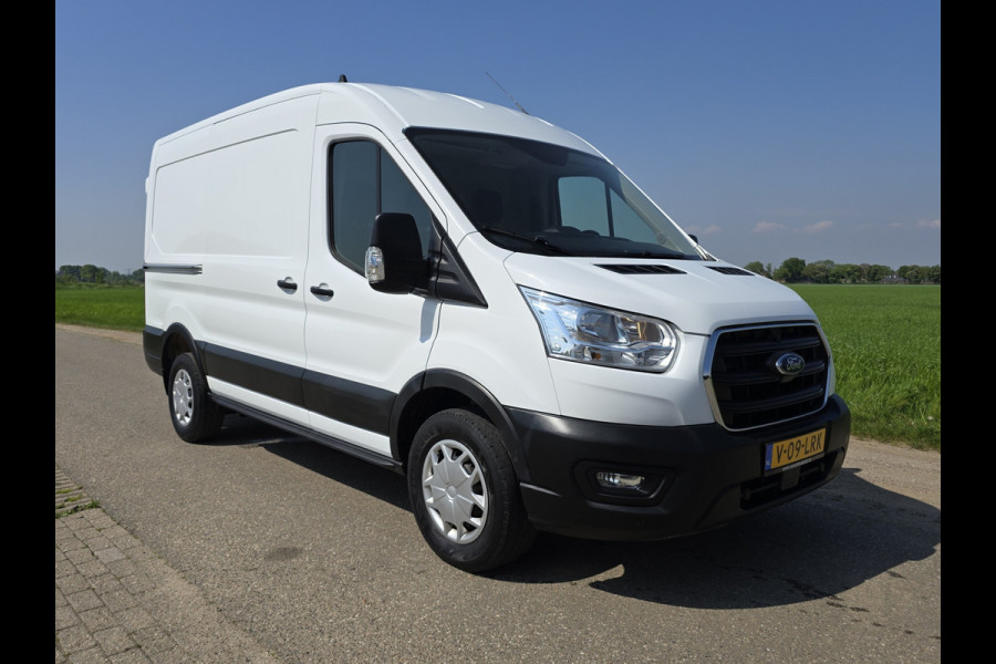 Ford Transit 350 2.0 TDCI L2 H2 - 130 Pk - Euro 6 - Airco - Cruise Control Ford Transit 350 2.0 TDCI L2 H2 - 130 Pk - Euro 6 - Airco - Cruise Control