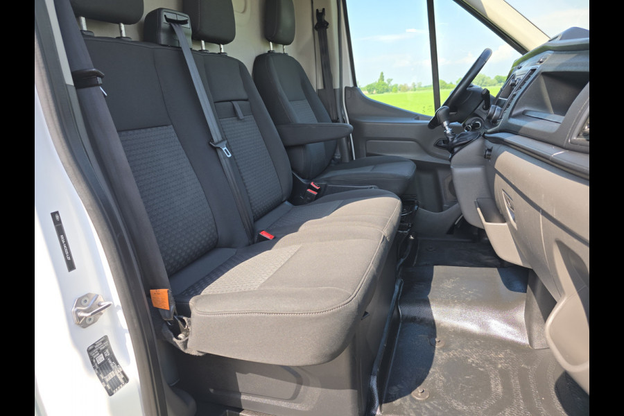 Ford Transit 350 2.0 TDCI L2 H2 - 130 Pk - Euro 6 - Airco - Cruise Control Ford Transit 350 2.0 TDCI L2 H2 - 130 Pk - Euro 6 - Airco - Cruise Control