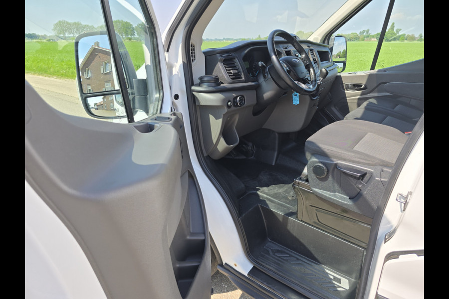 Ford Transit 350 2.0 TDCI L2 H2 - 130 Pk - Euro 6 - Airco - Cruise Control Ford Transit 350 2.0 TDCI L2 H2 - 130 Pk - Euro 6 - Airco - Cruise Control