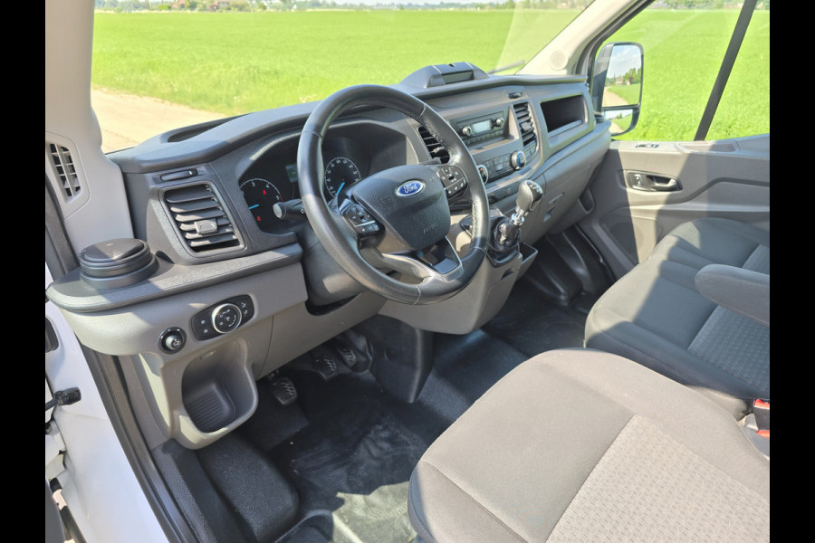 Ford Transit 350 2.0 TDCI L2 H2 - 130 Pk - Euro 6 - Airco - Cruise Control Ford Transit 350 2.0 TDCI L2 H2 - 130 Pk - Euro 6 - Airco - Cruise Control