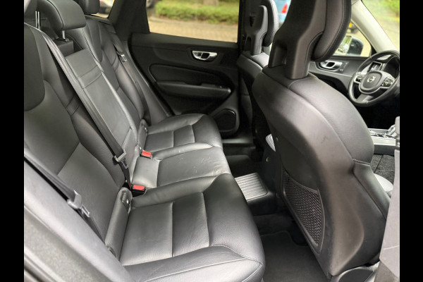 Volvo XC60 2.0 T8 Twin Engine AWD Inscription l Pano l Camera l Trekhaak l Luchtvering l Volleder l LED l ACC l Volvo XC60 2.0 T8 Twin Engine AWD Inscription l Pano l Camera l Trekhaak l Luchtvering l Volleder l LED l ACC l