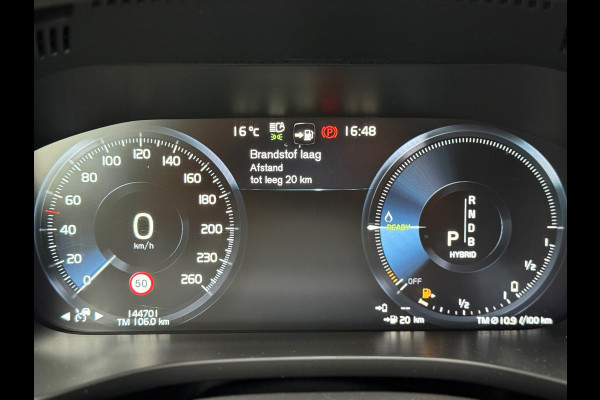 Volvo XC60 2.0 T8 Twin Engine AWD Inscription l Pano l Camera l Trekhaak l Luchtvering l Volleder l LED l ACC l Volvo XC60 2.0 T8 Twin Engine AWD Inscription l Pano l Camera l Trekhaak l Luchtvering l Volleder l LED l ACC l