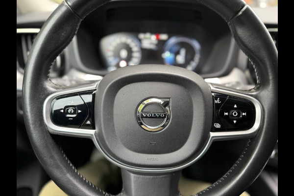 Volvo XC60 2.0 T8 Twin Engine AWD Inscription l Pano l Camera l Trekhaak l Luchtvering l Volleder l LED l ACC l Volvo XC60 2.0 T8 Twin Engine AWD Inscription l Pano l Camera l Trekhaak l Luchtvering l Volleder l LED l ACC l