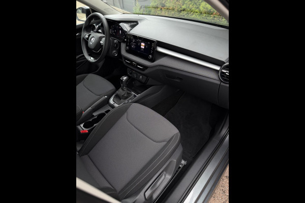 Škoda Fabia 1.0 TSI Selection CarPlay Camera Škoda Fabia 1.0 TSI Selection CarPlay Camera