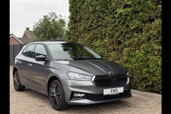Škoda Fabia 1.0 TSI Selection CarPlay Camera Škoda Fabia 1.0 TSI Selection CarPlay Camera
