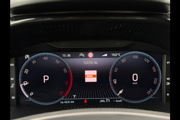 Škoda Fabia 1.0 TSI Selection CarPlay Camera Škoda Fabia 1.0 TSI Selection CarPlay Camera