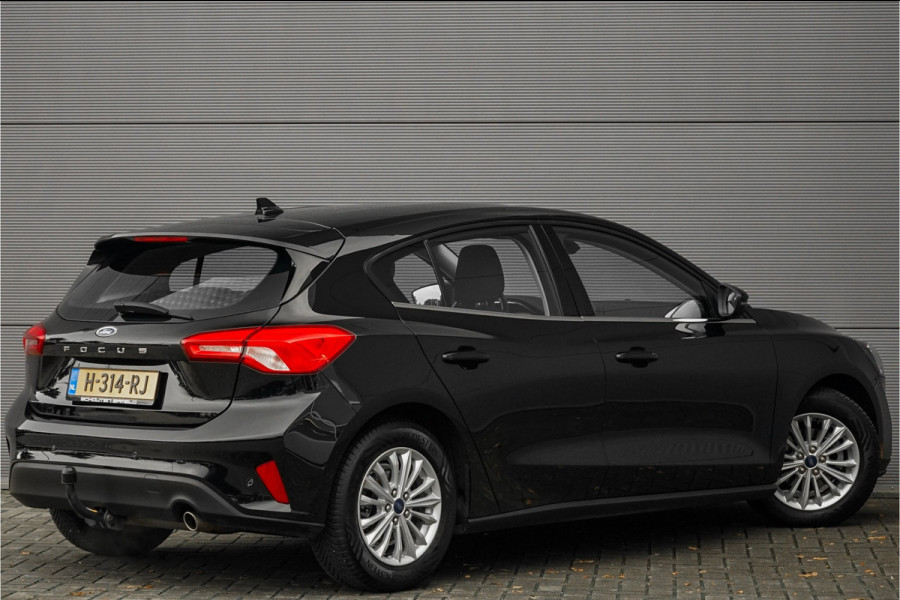 Ford Focus 1.0 EcoBoost Titanium Business PDC Navi 16" Ford Focus 1.0 EcoBoost Titanium Business PDC Navi 16"
