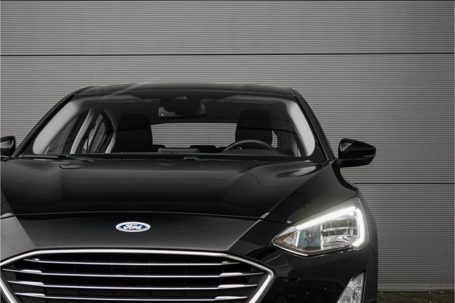 Ford Focus 1.0 EcoBoost Titanium Business PDC Navi 16" Ford Focus 1.0 EcoBoost Titanium Business PDC Navi 16"