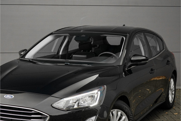 Ford Focus 1.0 EcoBoost Titanium Business PDC Navi 16" Ford Focus 1.0 EcoBoost Titanium Business PDC Navi 16"
