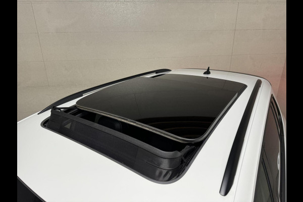 Volkswagen Tiguan 1.5 TSI R-Line Black Edition Pano Virtual Dynaudio 360° NAP Volkswagen Tiguan 1.5 TSI R-Line Black Edition Pano Virtual Dynaudio 360° NAP